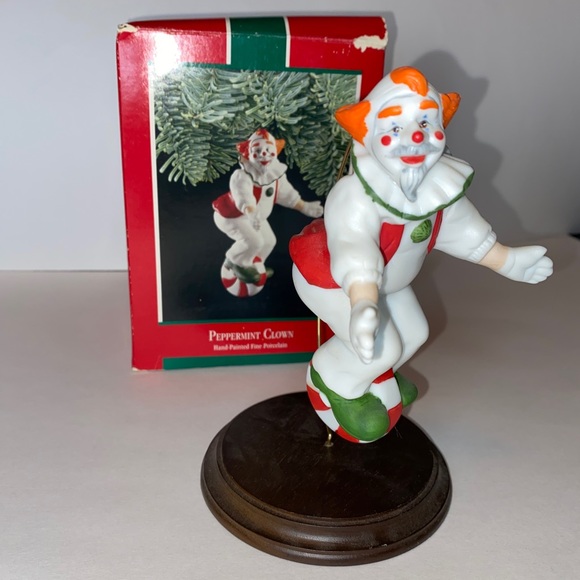 VINTAGE HALLMARK "PEPPERMINT CLOWN" ORNAMENT - Picture 1 of 5